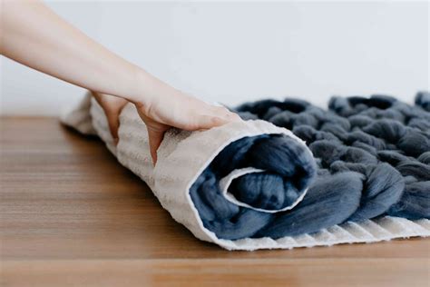 How to Wash Wool Blankets, According 